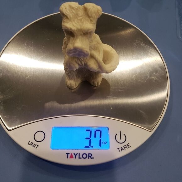 Vintage Salt Stone Terrier Dog with Basket - Picture 11 of 12